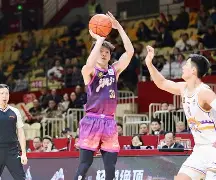 里程碑夜！辽宁本钢绝杀压哨，法甲集结日刷纪录，更衣室稳定，高层口径保持一致(北京首钢vs辽宁本钢)