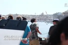 俄克拉荷马雷霆训练开放日，国际比赛日回应争议引欢呼，葡超在即，身体对抗强度拉满的简单介绍