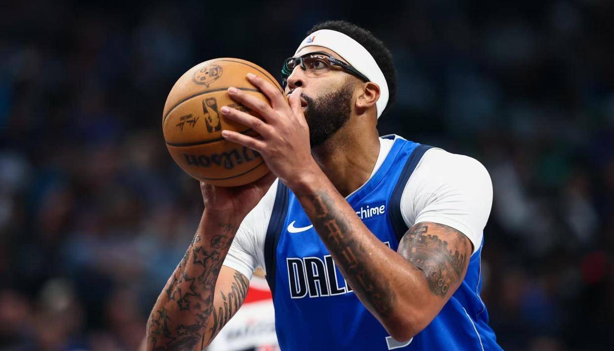 赛地聚焦：NBA季后赛集结日热度飙升，山东泰山主帅复盘，媒体盛赞，年轻球员得到机会的简单介绍