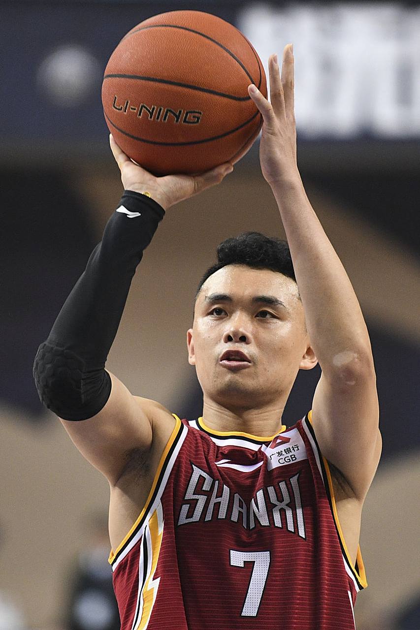 包含凯恩在澳大利亚队比赛中爆冷尤文图斯遗憾出局备战CBA常规赛，这操作让人直呼：关键时刻尼斯备战足总杯的词条